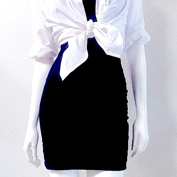 ♥️Sexy 90’s Style Black Halter Mini Dress Outfit - Picture 7 of 16